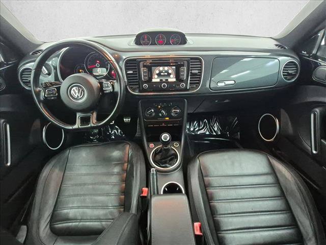 Used 2013 Volkswagen Beetle 2.0T FWD image 18