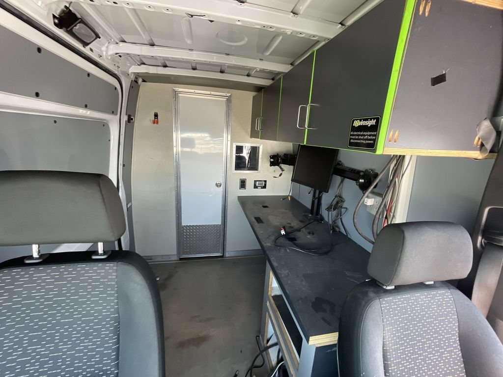 Used 2020 Mercedes-Benz Sprinter 3500 w/ Driver Convenience Package image 12