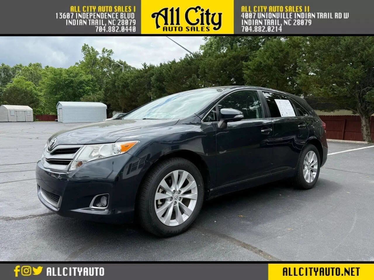 Used 2013 Toyota Venza XLE image 3