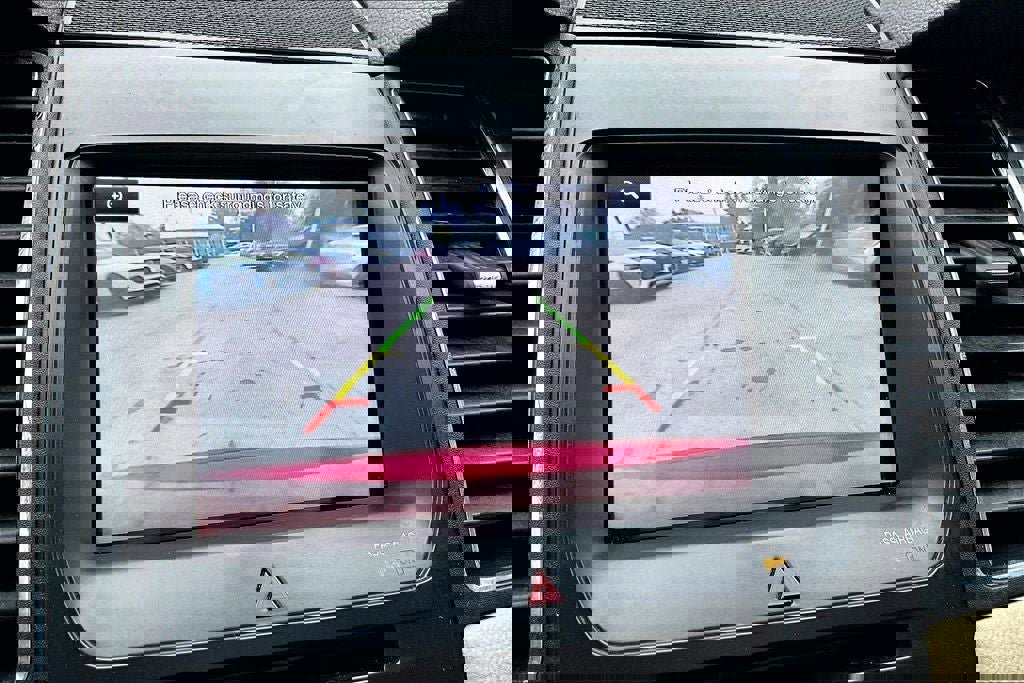 Used 2015 Ford Taurus SEL w/ Equipment Group 201A image 24