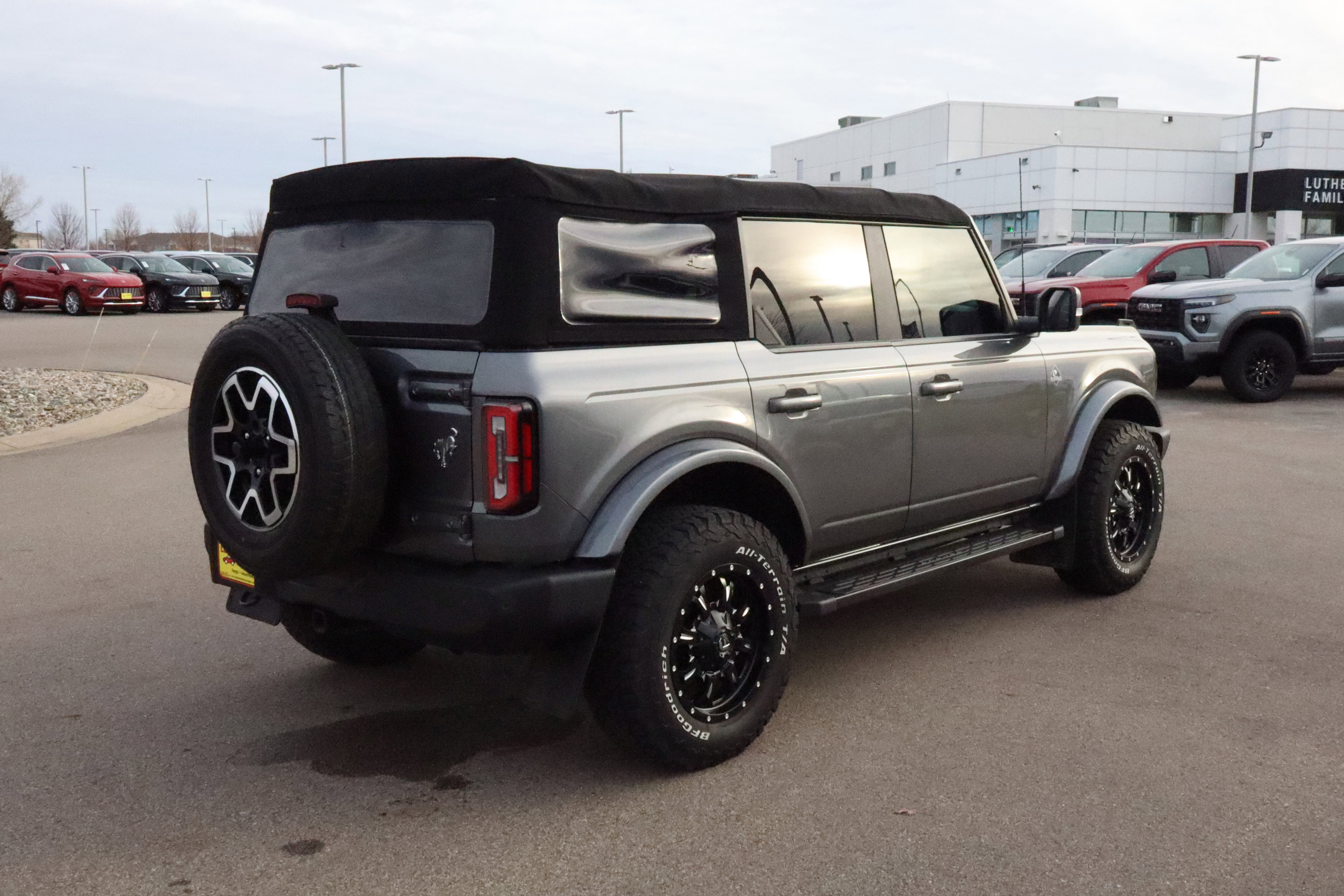 Used 2022 Ford Bronco Outer Banks image 7