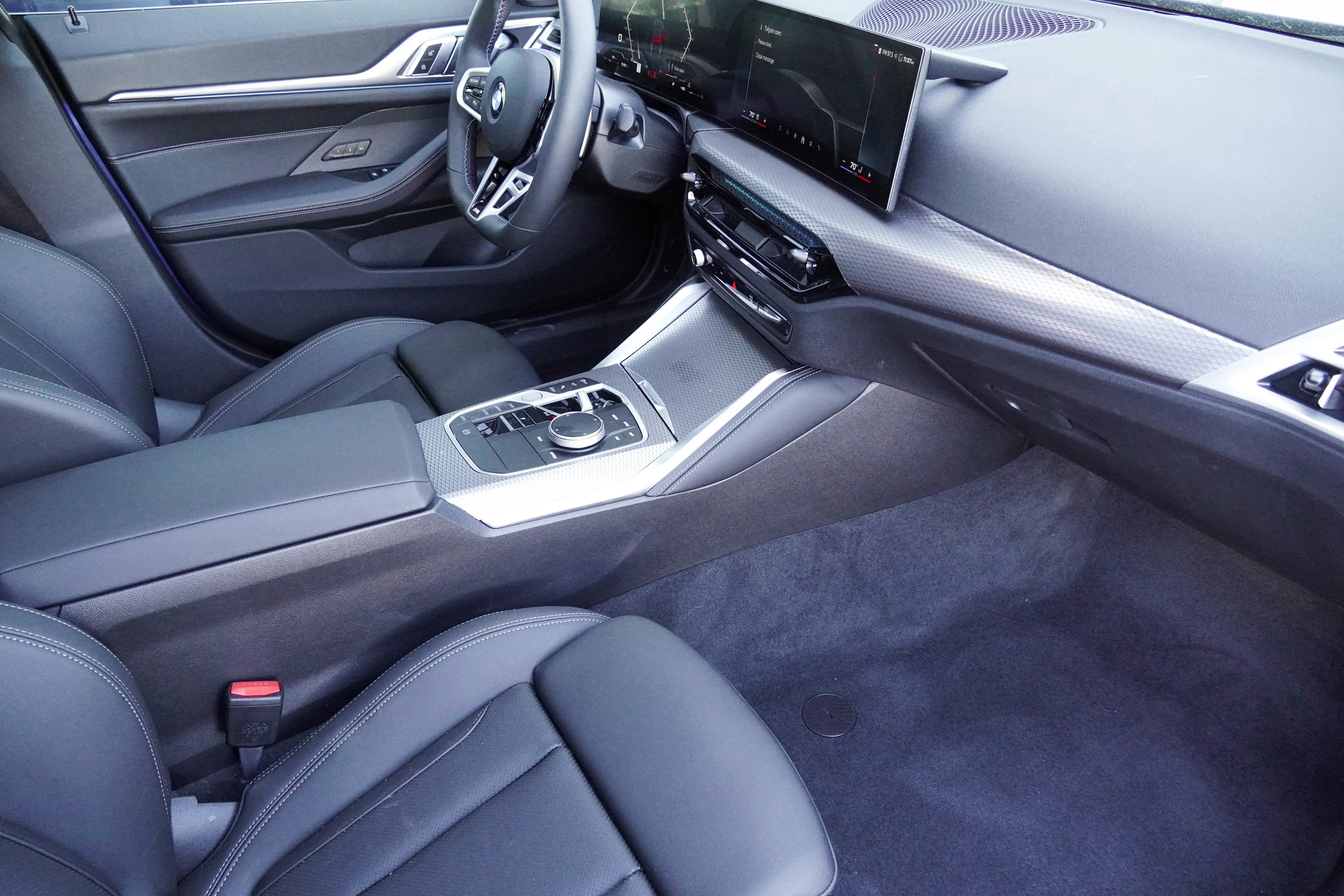 Certified 2026 BMW M440i image 30