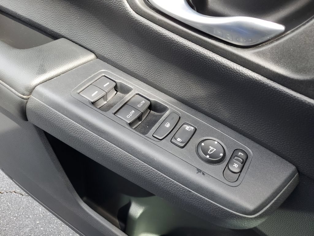 Used 2023 Honda CR-V EX image 32