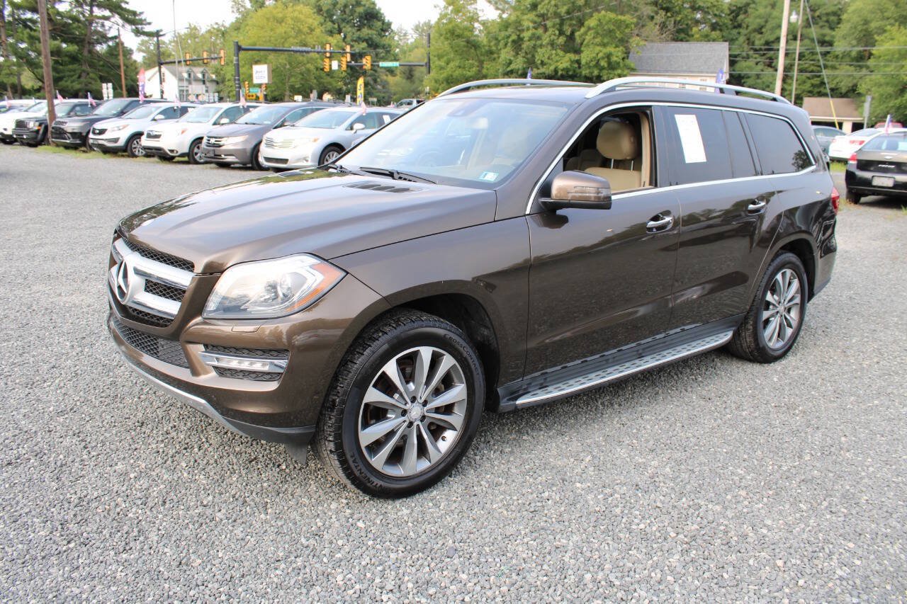 Used 2015 Mercedes-Benz GL 320 BlueTEC 4MATIC image 2