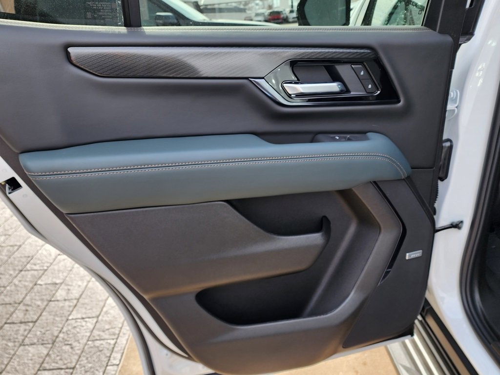 New 2026 GMC Yukon AT4 image 45