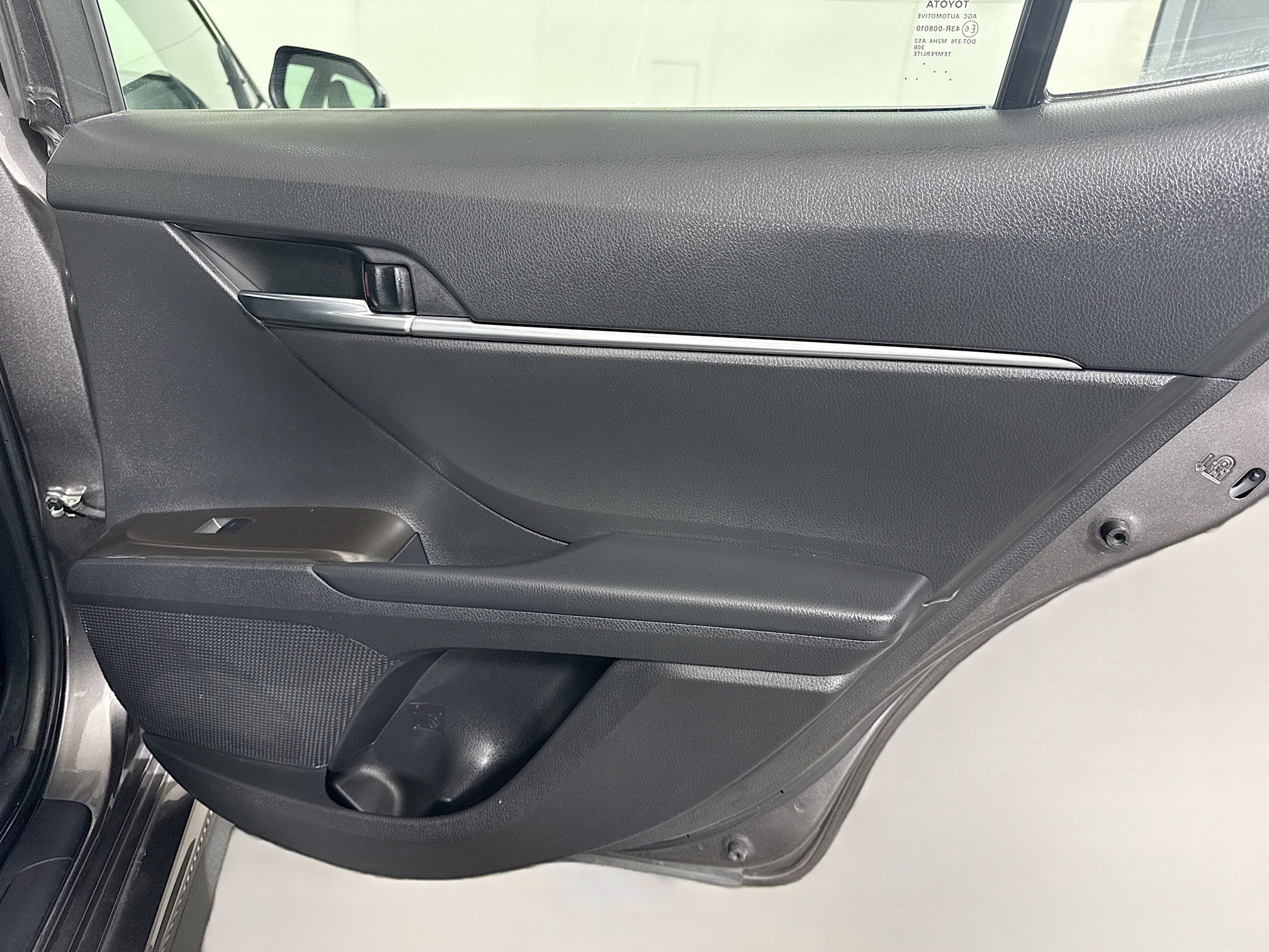 Used 2024 Toyota Camry SE image 27