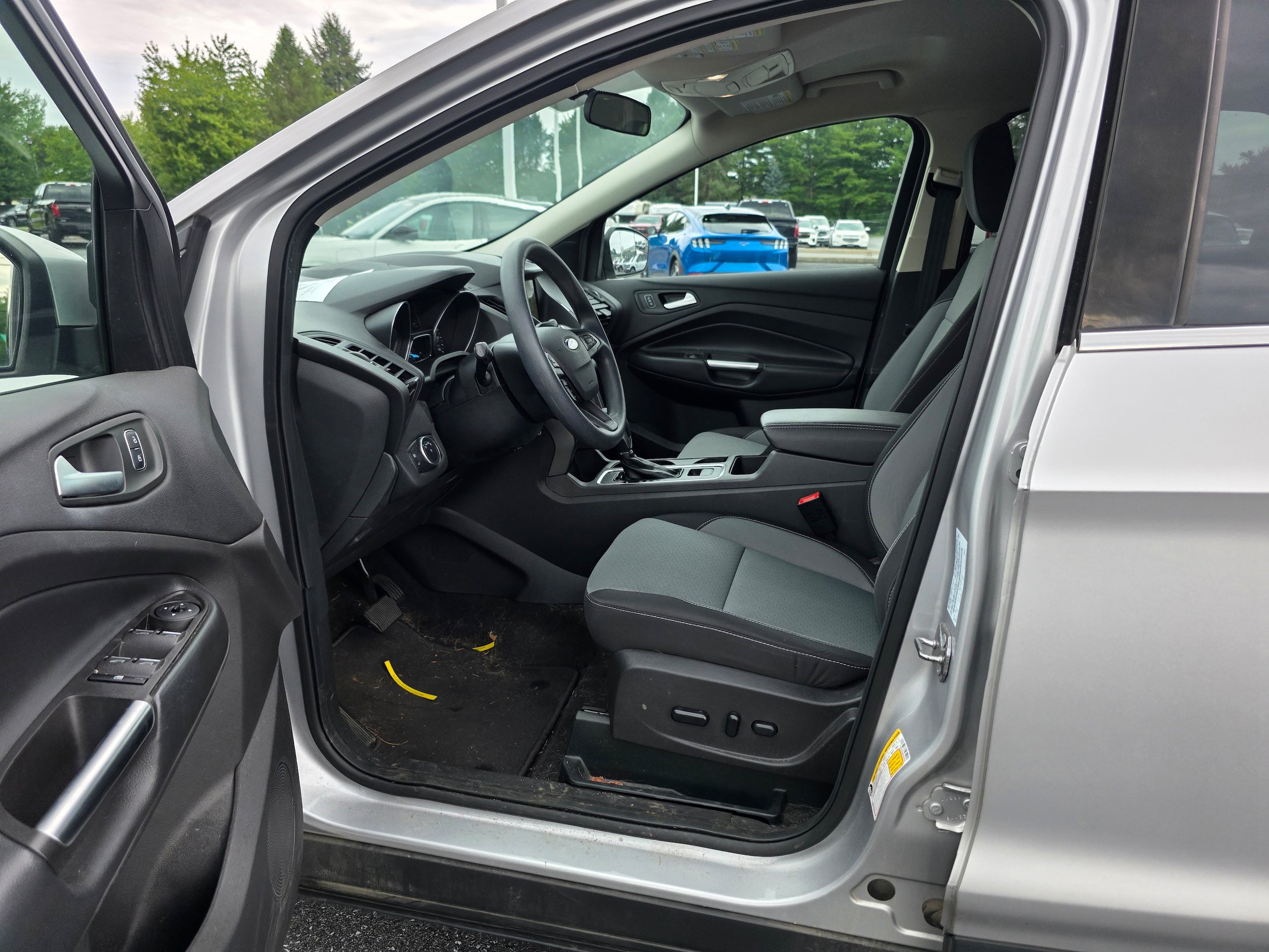 Used 2019 Ford Escape SE AWD/4WD image 17