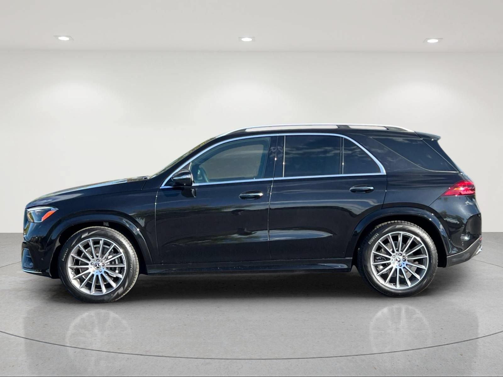 New 2026 Mercedes-Benz GLE 450 4MATIC image 2
