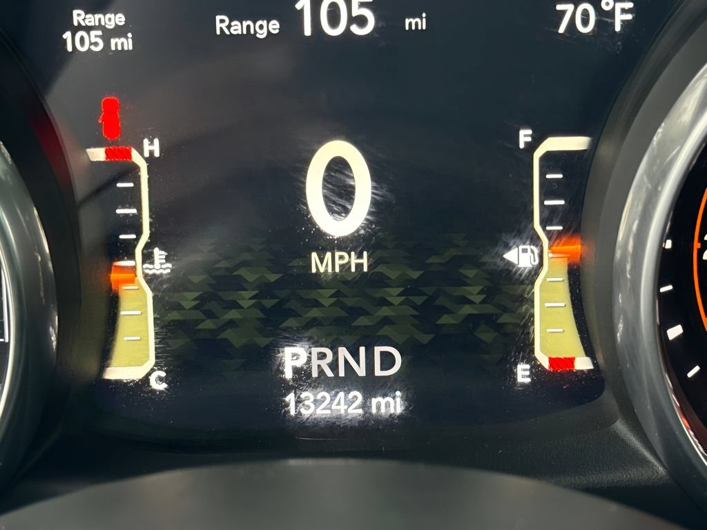Used 2018 Jeep Wrangler Unlimited Sahara AWD/4WD image 13