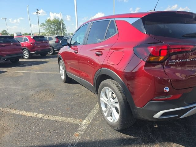Used 2023 Buick Encore GX Preferred w/ Cold Weather Comfort Package AWD/4WD image 9