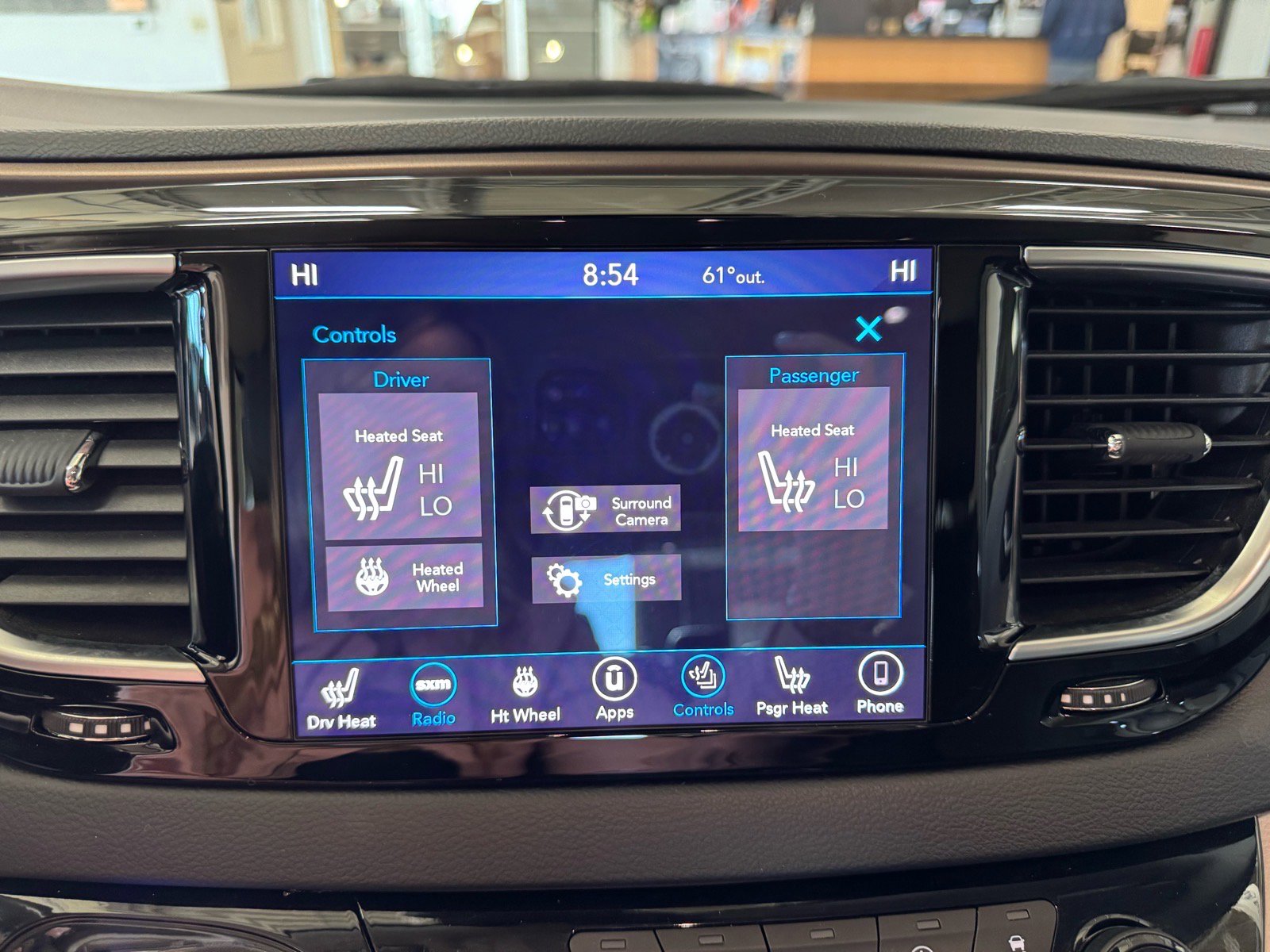 Used 2019 Chrysler Pacifica Touring-L Plus w/ Advanced Safetytec Group FWD image 26