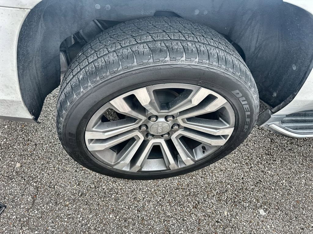 Used 2018 GMC Yukon Denali w/ Open Road Package image 5