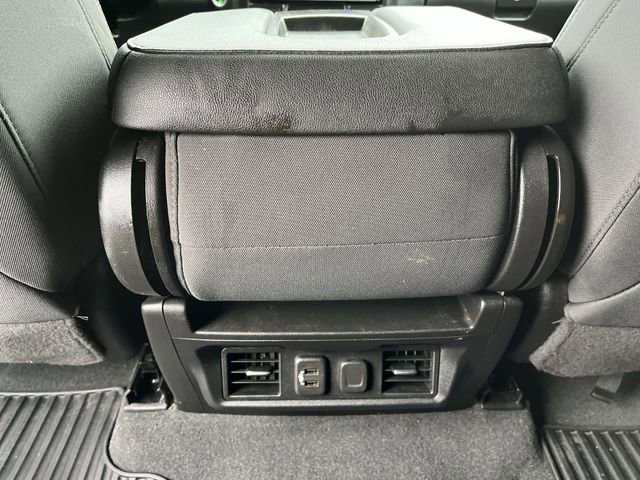 Used 2021 Chevrolet Silverado 1500 LT image 23