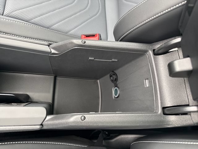 New 2026 Volkswagen Tiguan SE R-Line AWD/4WD image 30
