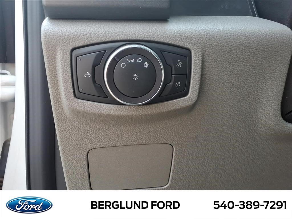 Used 2019 Ford F550 2WD Regular Cab Super Duty image 20