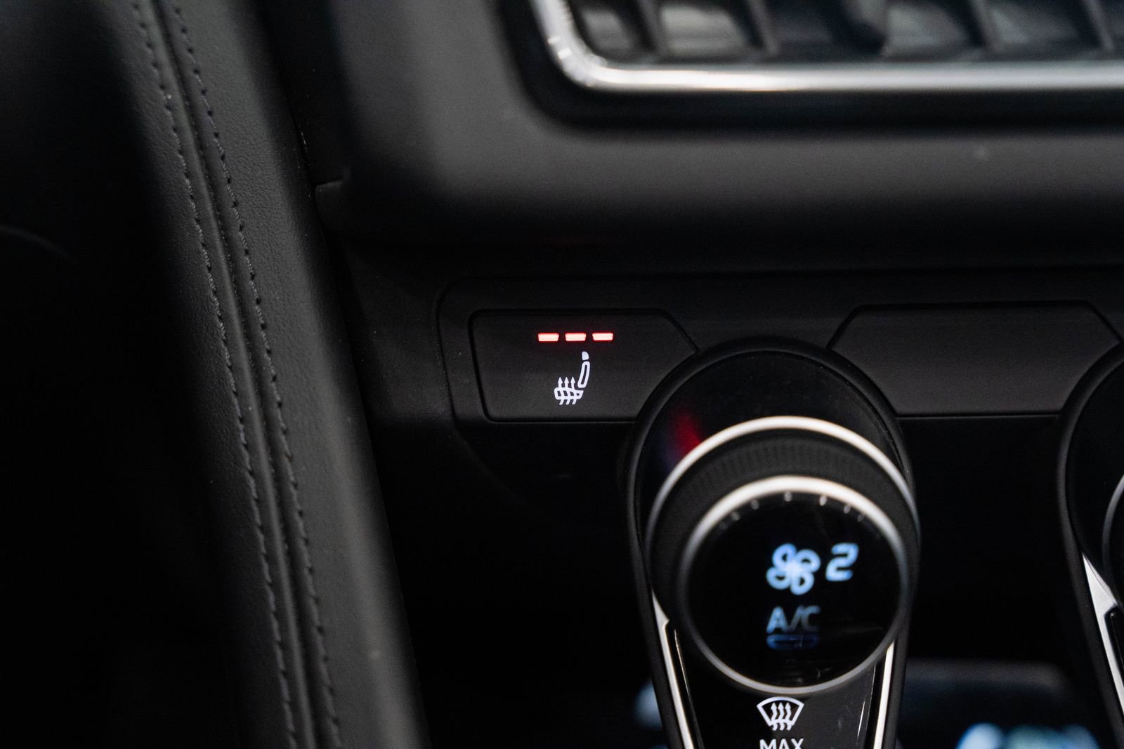 Used 2022 Audi R8 V10 w/ Premium Package image 13