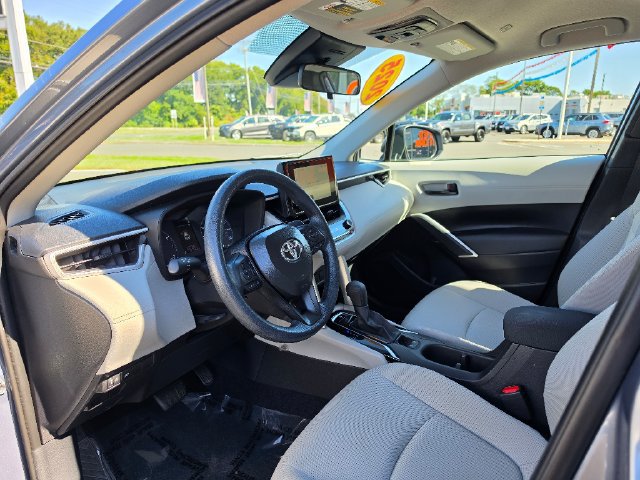 Used 2025 Toyota Corolla Cross L FWD image 20