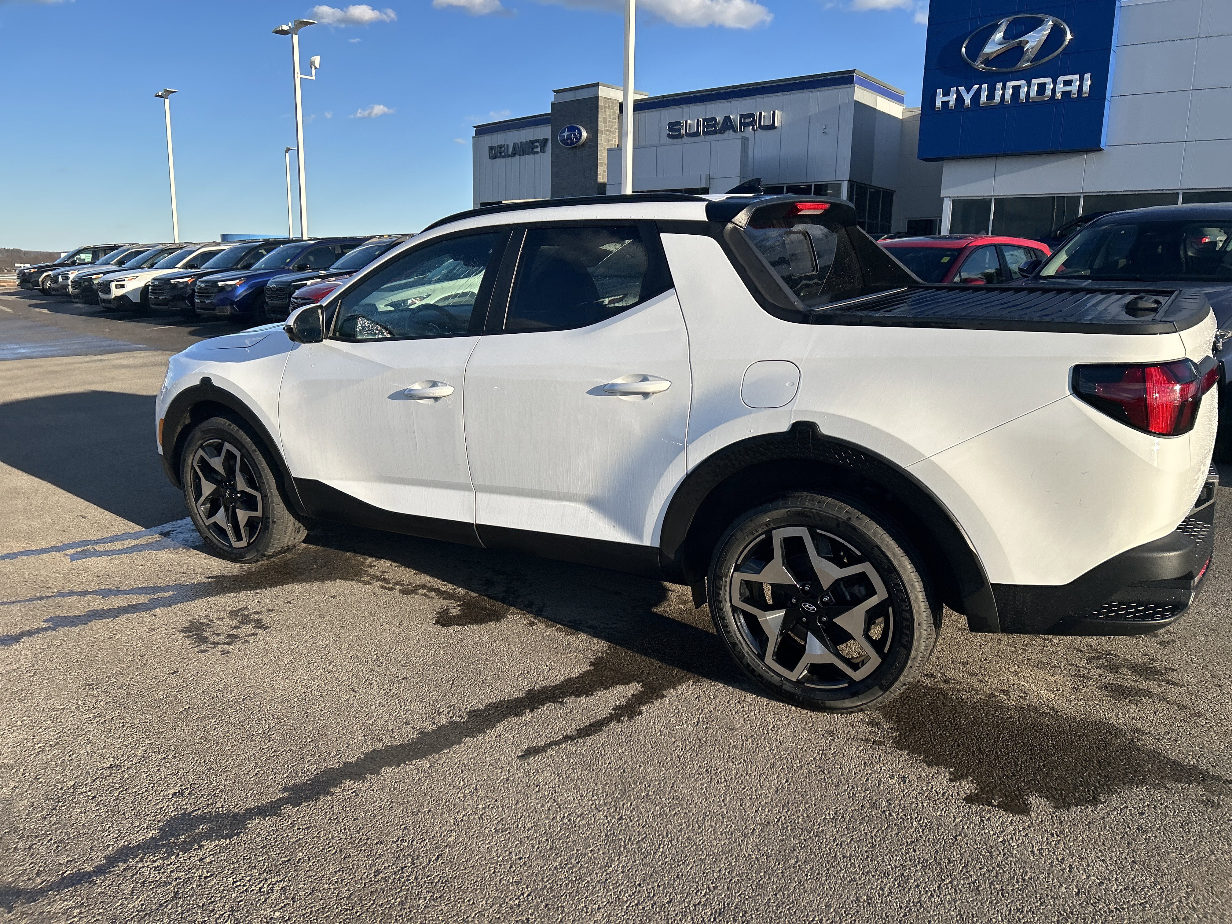 Used 2024 Hyundai Santa Cruz Limited image 13