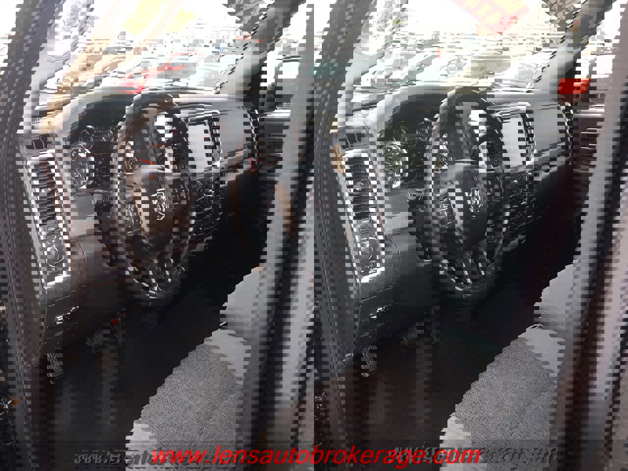 Used 2014 RAM 2500 SLT w/ Luxury Group image 10