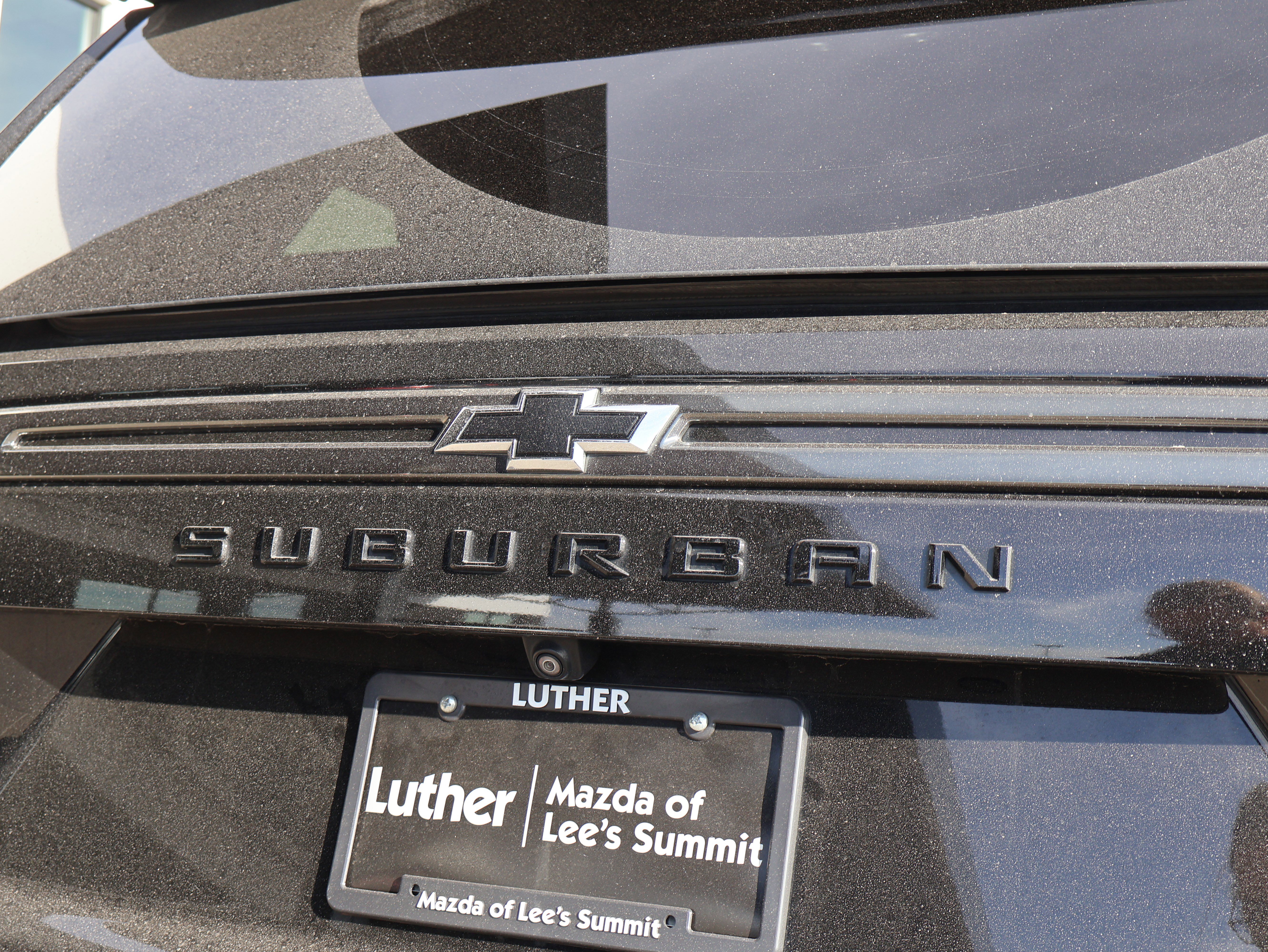 Used 2022 Chevrolet Suburban RST w/ Sport Performance Package AWD/4WD image 18