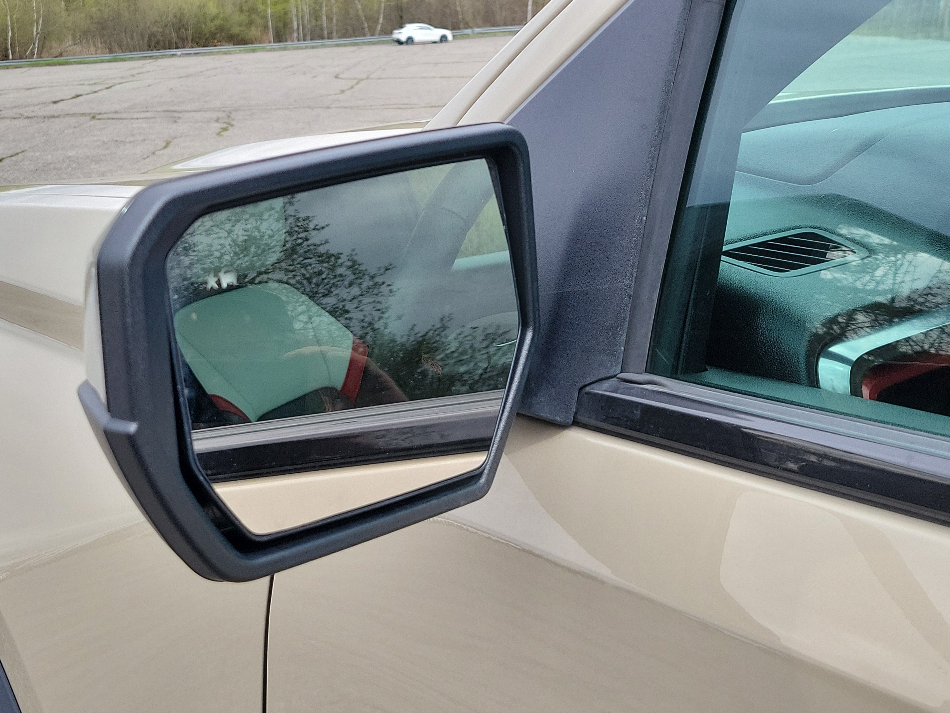 Used 2024 GMC Canyon AT4X AWD/4WD image 10
