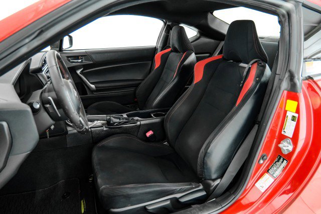 Used 2014 Scion FR-S image 25