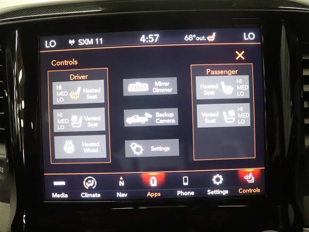 Used 2021 RAM 1500 Laramie AWD/4WD image 38