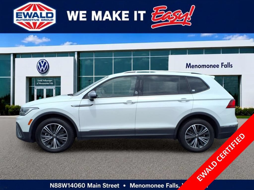Used 2024 Volkswagen Tiguan Wolfsburg Edition AWD/4WD image 4