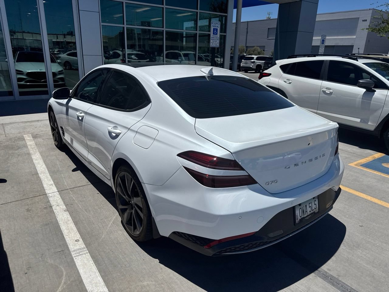 Used 2023 Genesis G70 2.0T w/ Sport Prestige Package RWD image 7