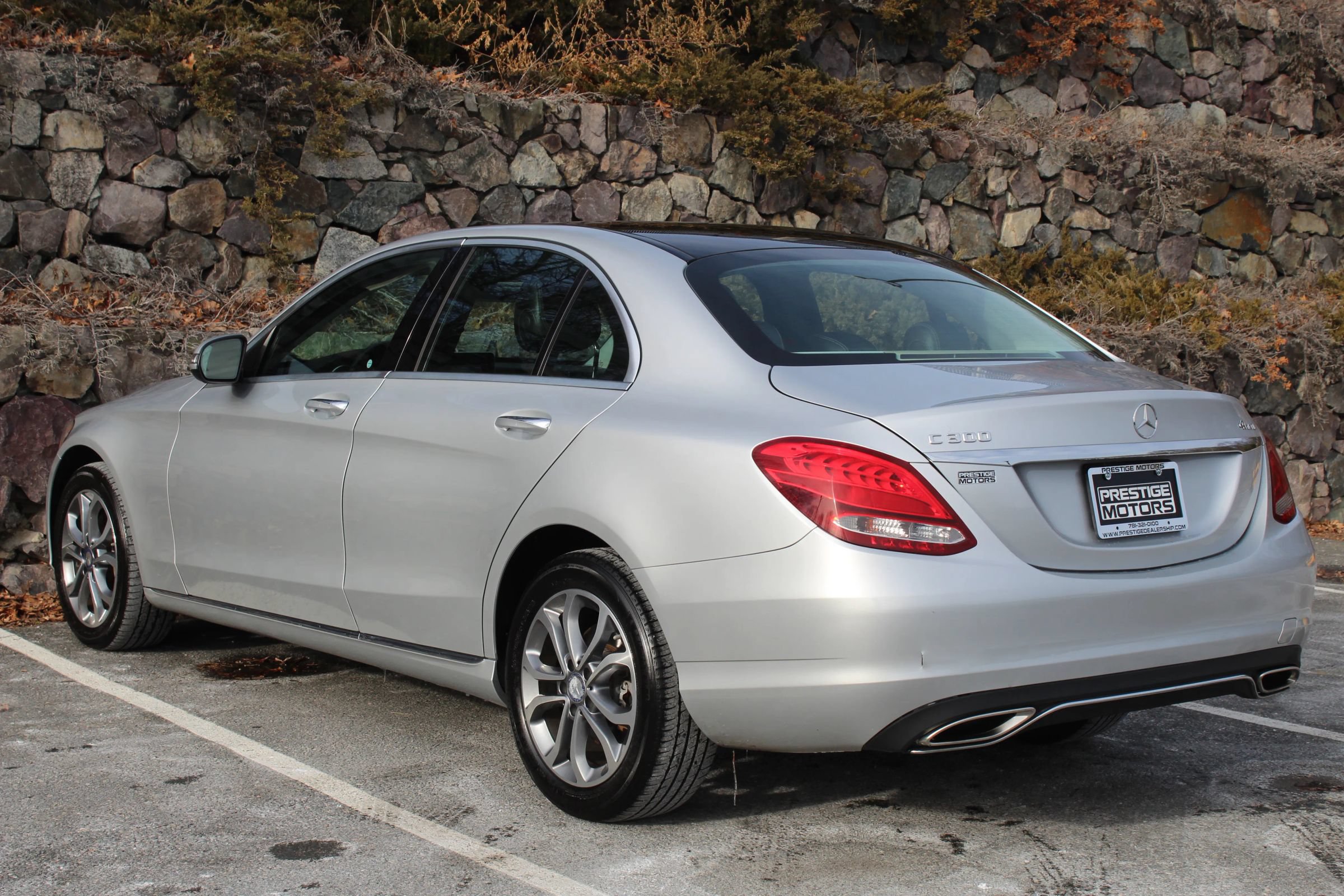 Used 2017 Mercedes-Benz C 300 4MATIC Sedan image 7