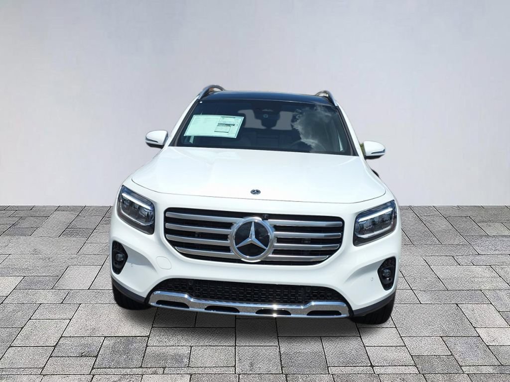 New 2026 Mercedes-Benz GLB 250 image 2