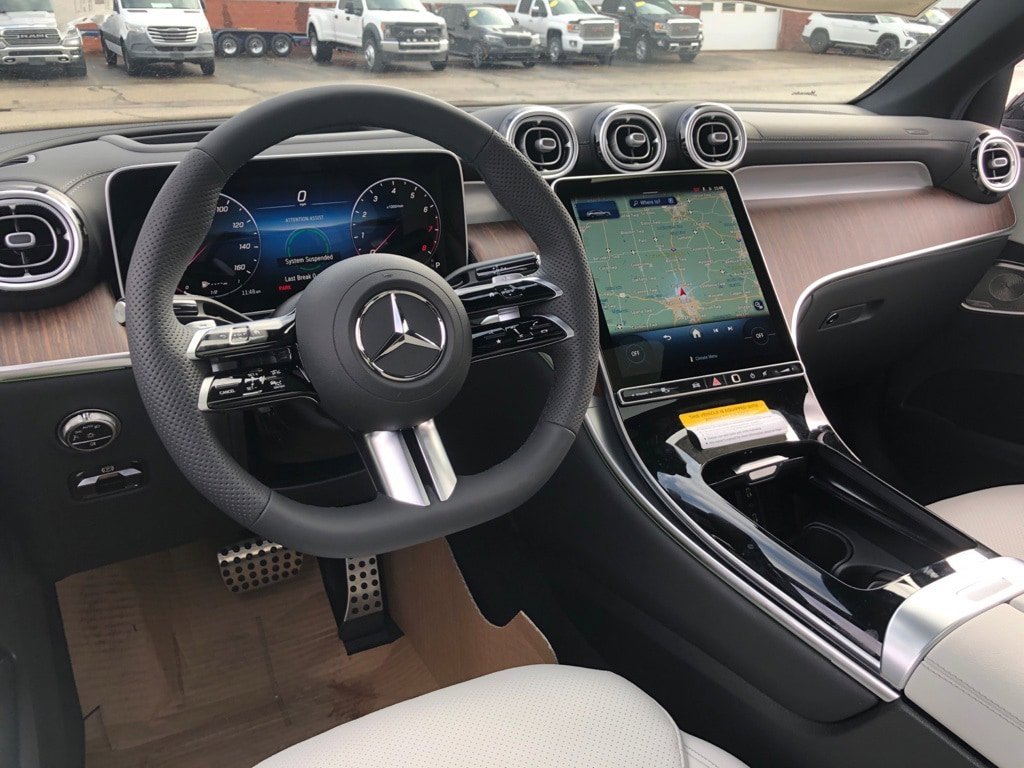 New 2026 Mercedes-Benz GLC 300 4MATIC image 16