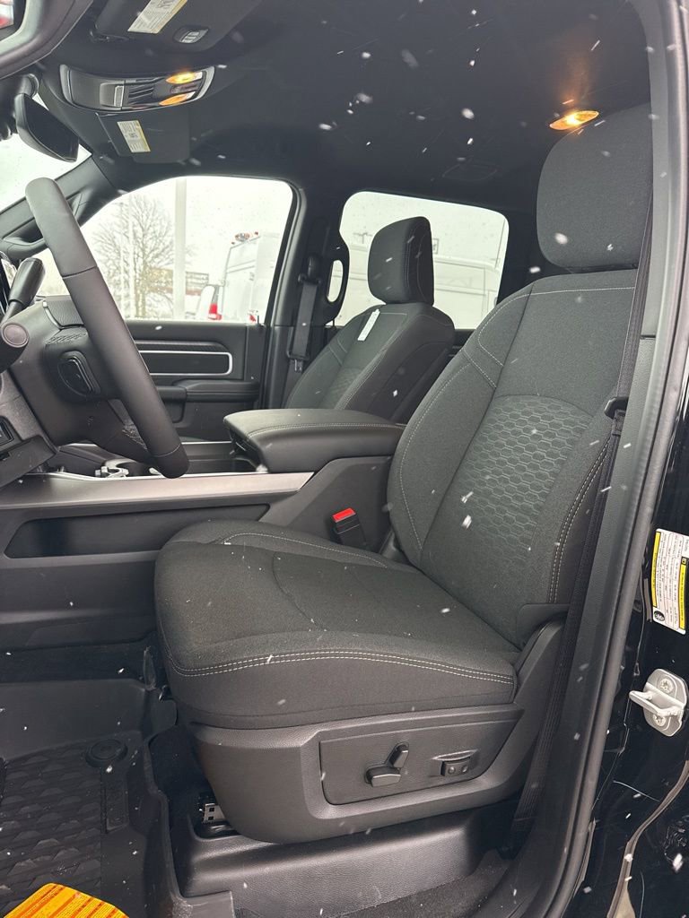 New 2026 RAM 3500 Big Horn image 10