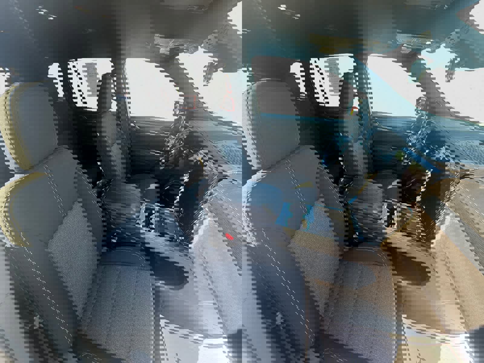 Used 2025 GMC Acadia Elevation image 16