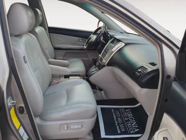Used 2005 Lexus RX 330 AWD image 13