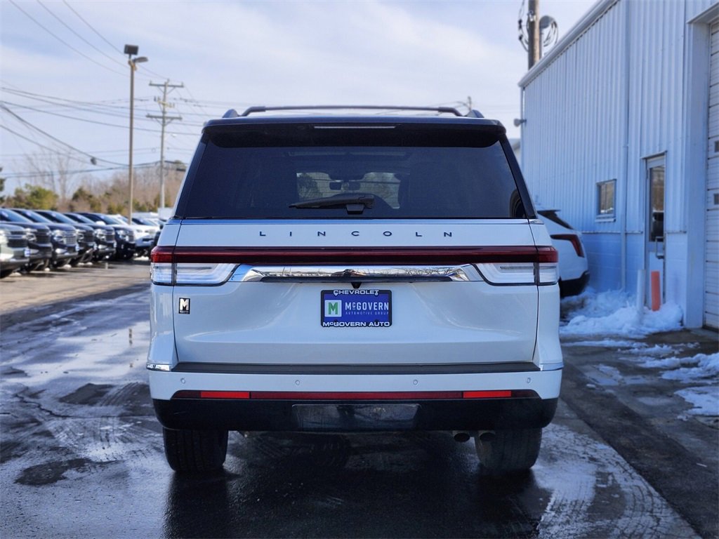 Used 2023 Lincoln Navigator L Black Label image 4