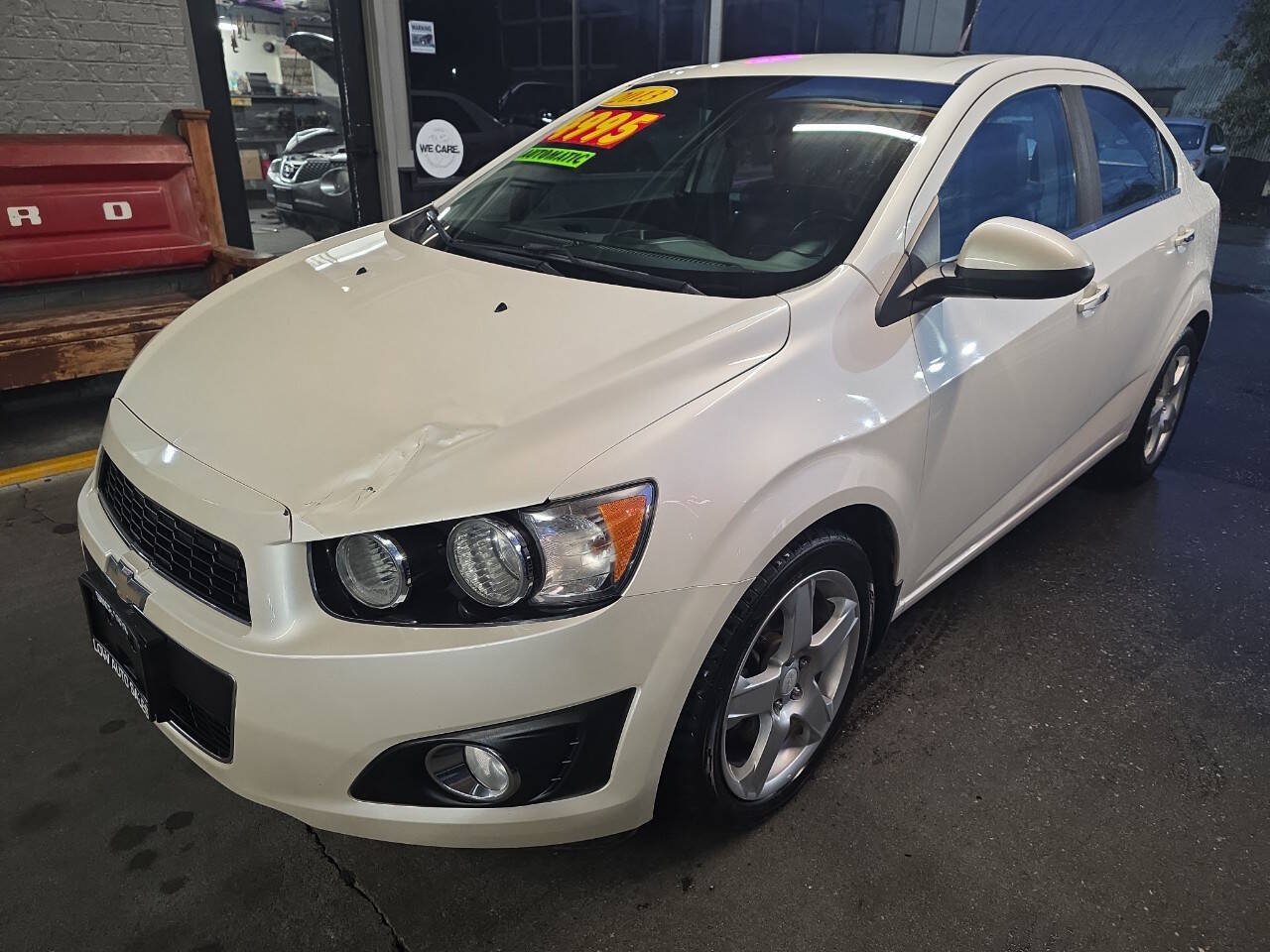 Used 2013 Chevrolet Sonic LTZ FWD image 9