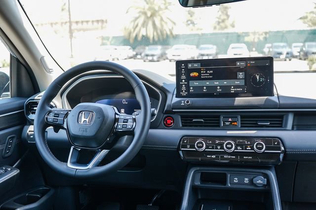 New 2026 Honda Pilot Touring image 18