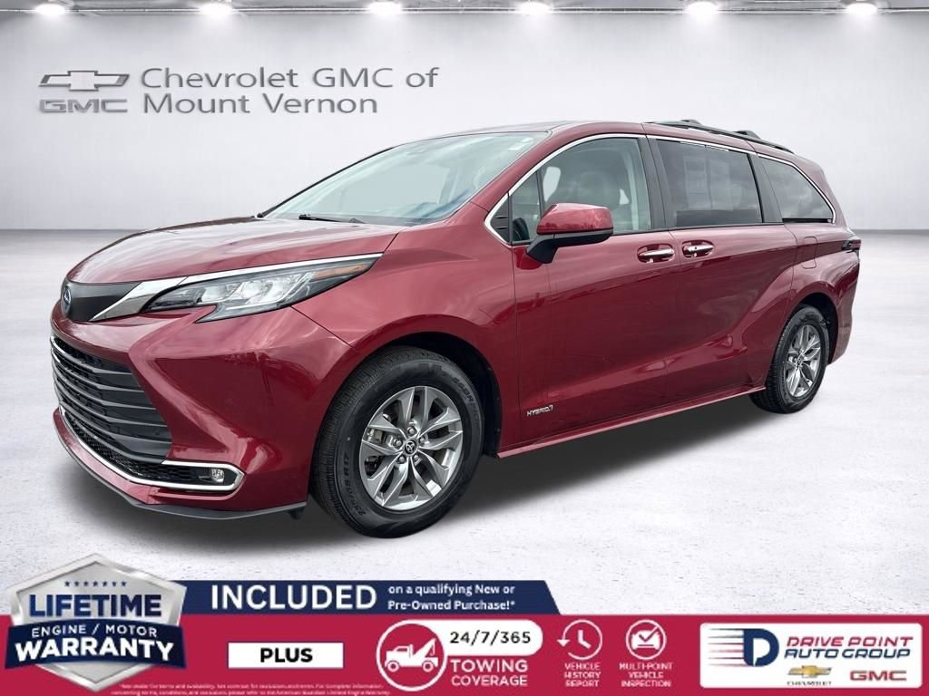 Used 2021 Toyota Sienna XLE