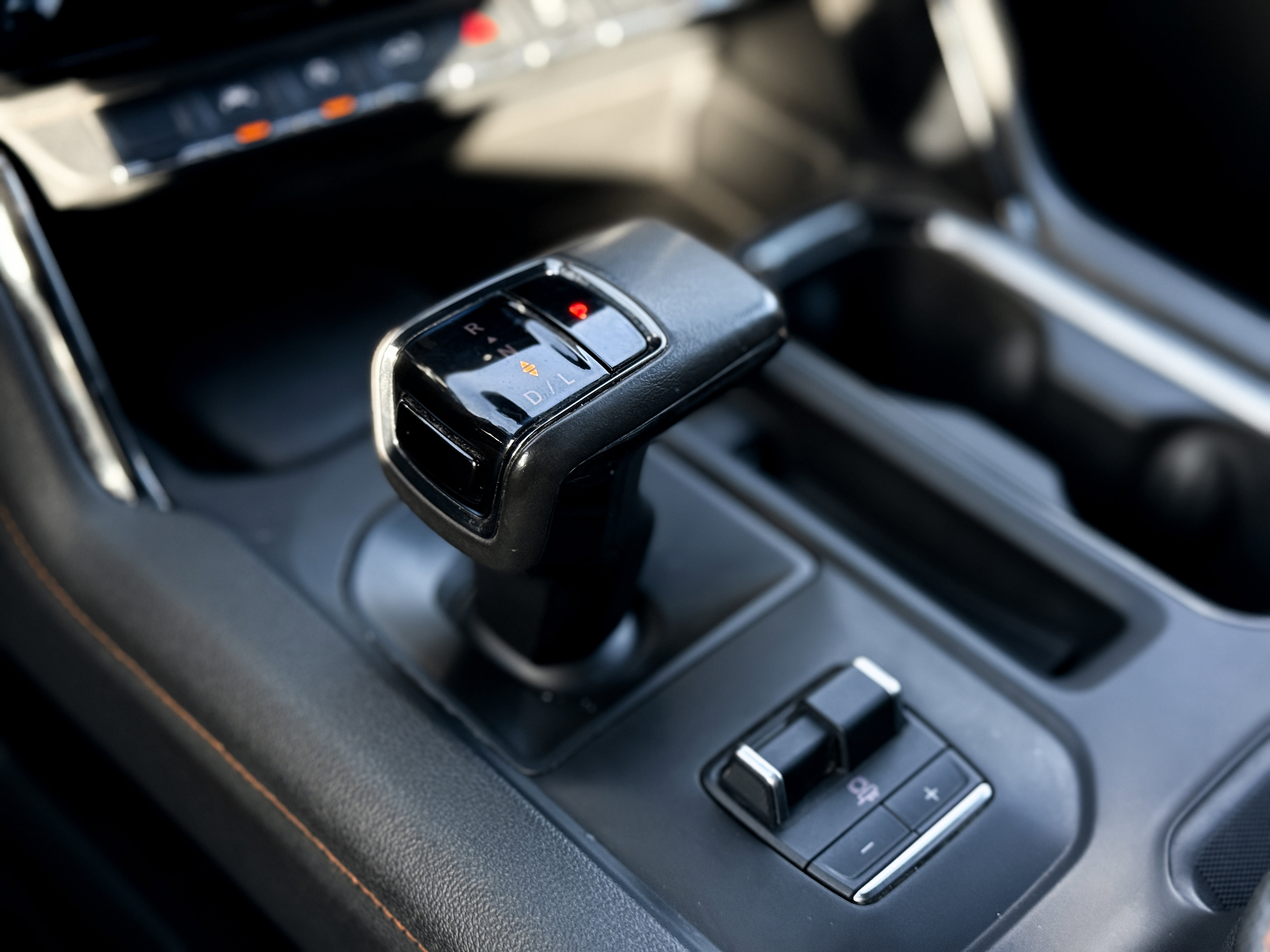 Used 2022 GMC Sierra 1500 AT4 w/ AT4 Preferred Package image 15