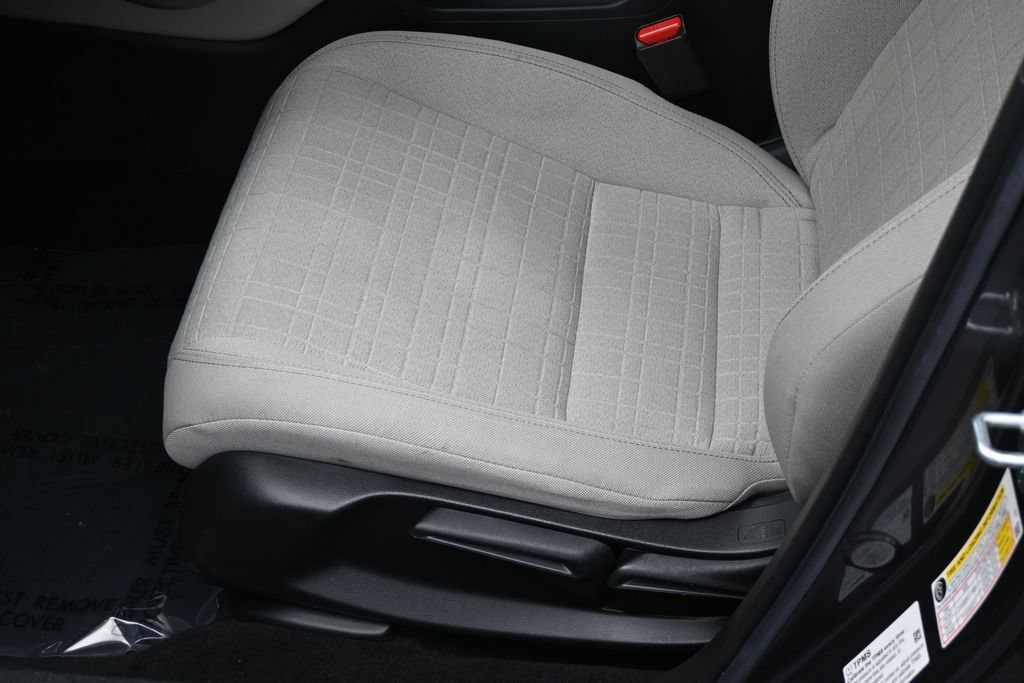 Used 2024 Honda HR-V LX image 13