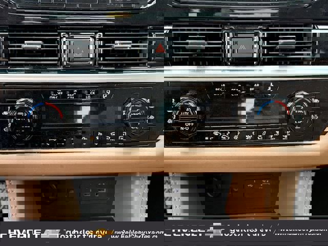 Used 2022 Nissan Pathfinder Platinum w/ Cargo Package FWD image 23