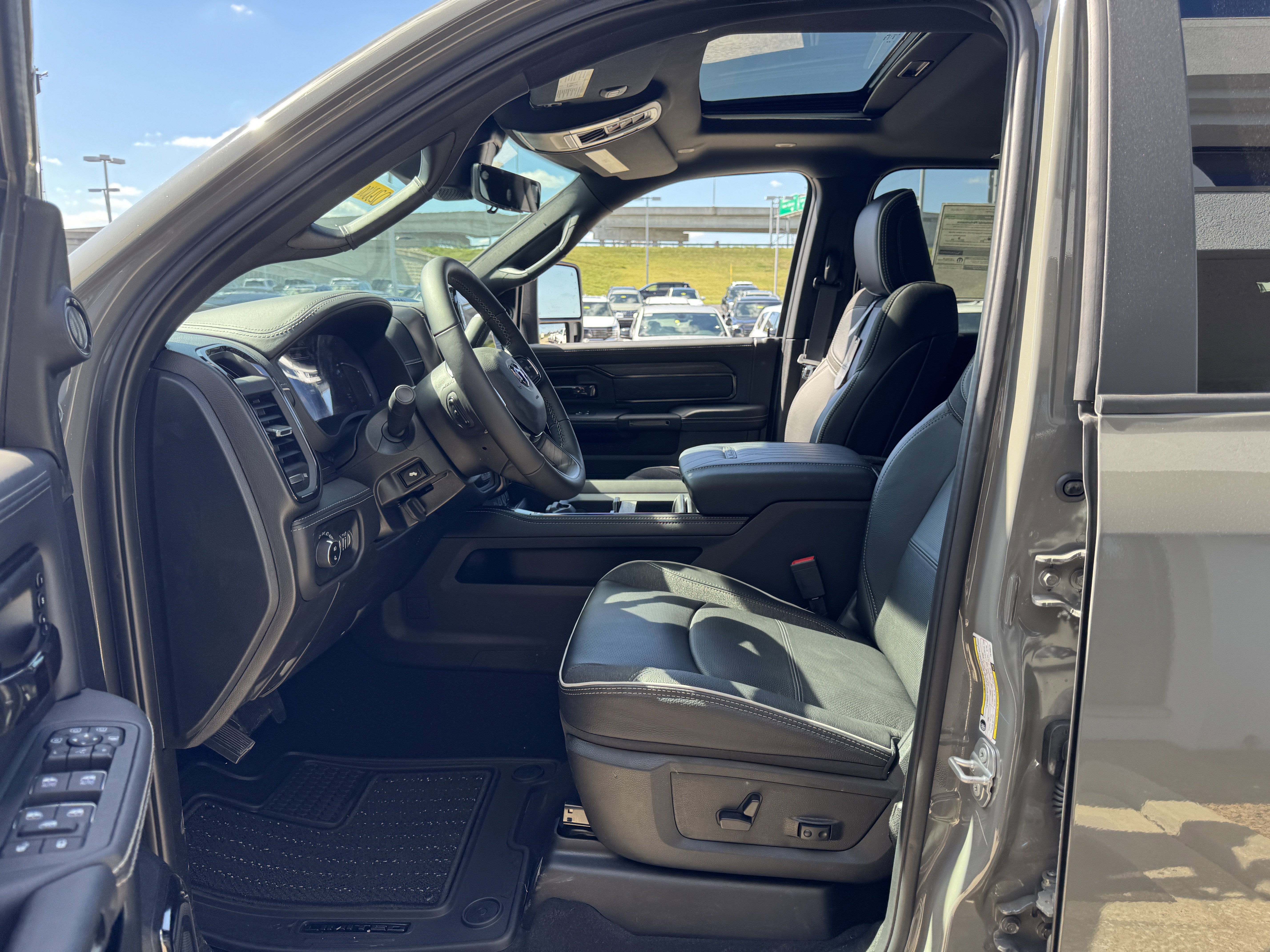 New 2026 RAM 2500 Limited image 35