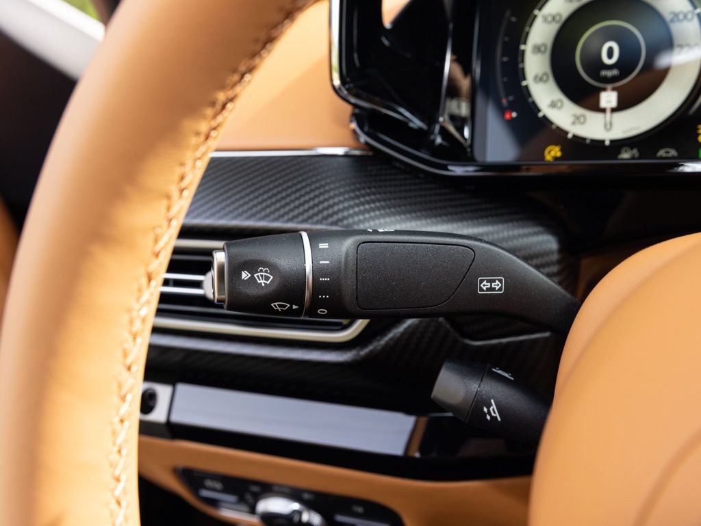 New 2026 Aston Martin V8 Vantage S RWD image 36