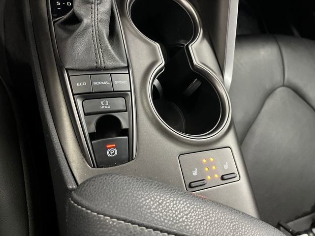 Used 2023 Toyota Camry XSE w/ Cold Weather Package image 18