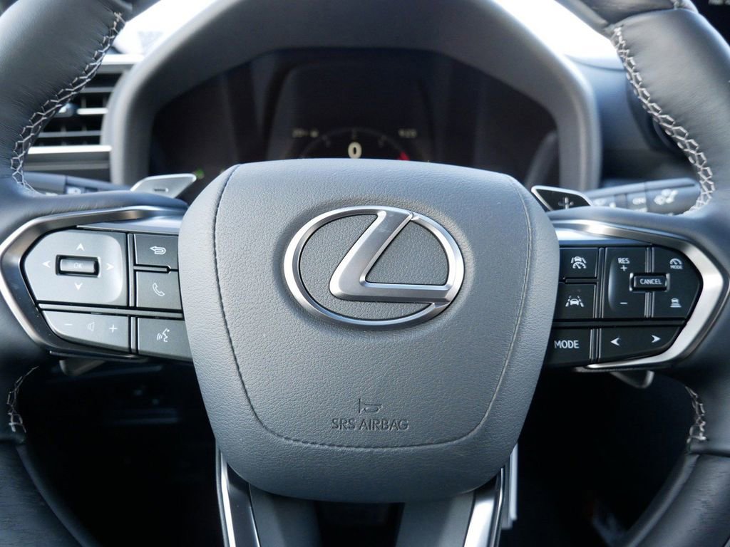 New 2026 Lexus LX 700h Luxury AWD/4WD image 19