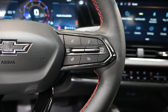 New 2027 Chevrolet Equinox RS FWD image 24