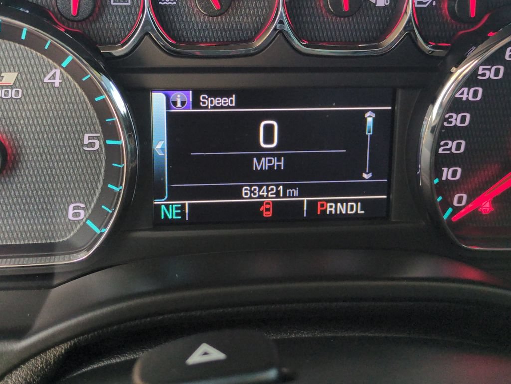 Used 2018 Chevrolet Tahoe LT w/ Luxury Package AWD/4WD image 16