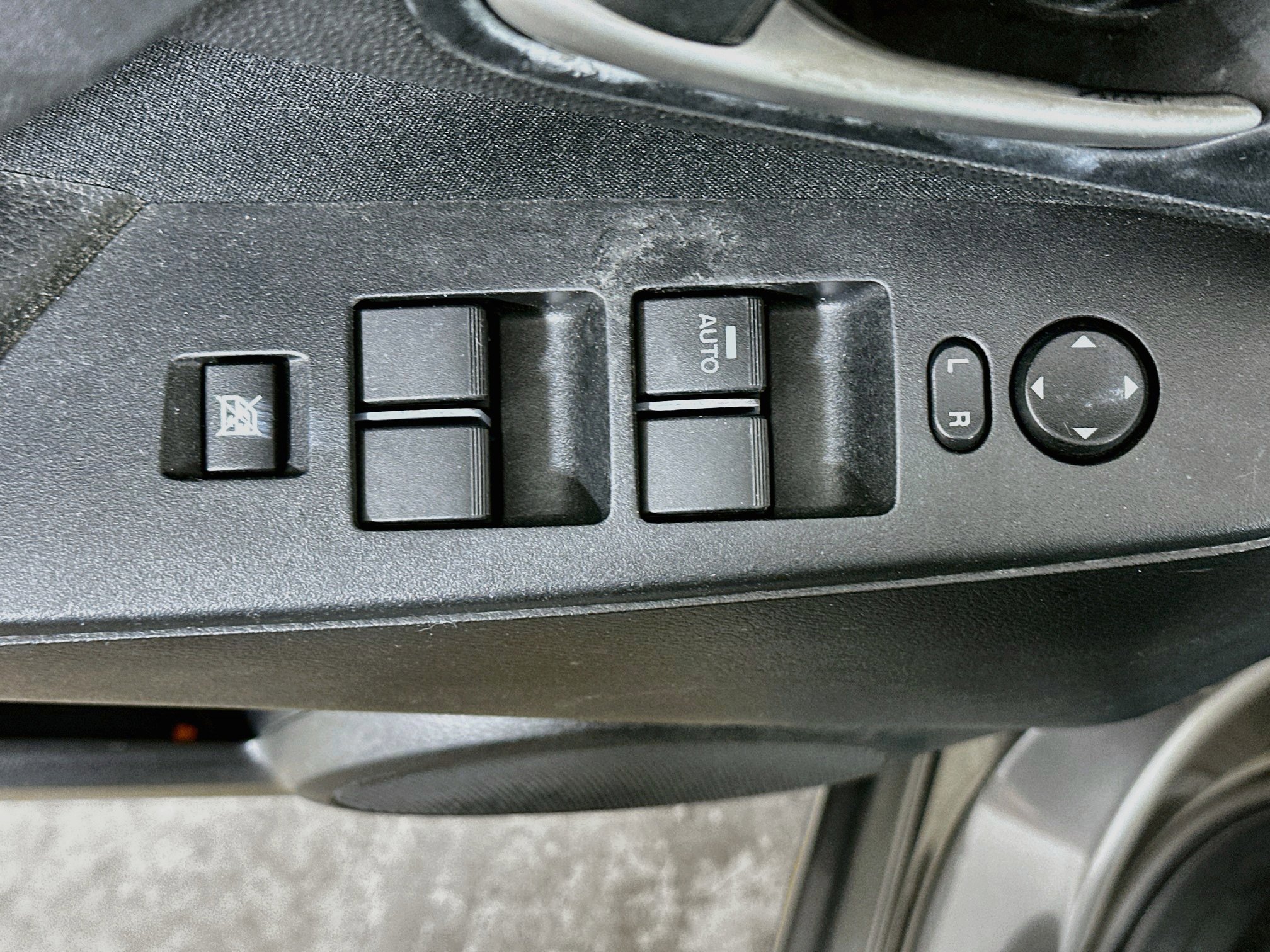 Used 2011 MAZDA MAZDA3 i Touring FWD image 15