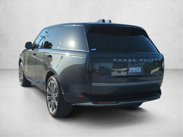 Used 2025 Land Rover Range Rover SE AWD/4WD image 8